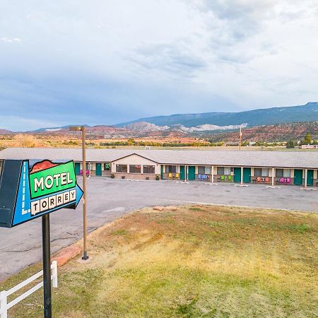 Motel Torrey Buitenkant foto