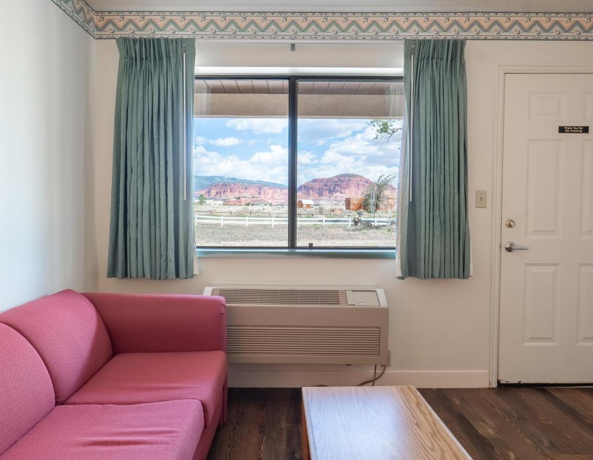 Motel Torrey Buitenkant foto