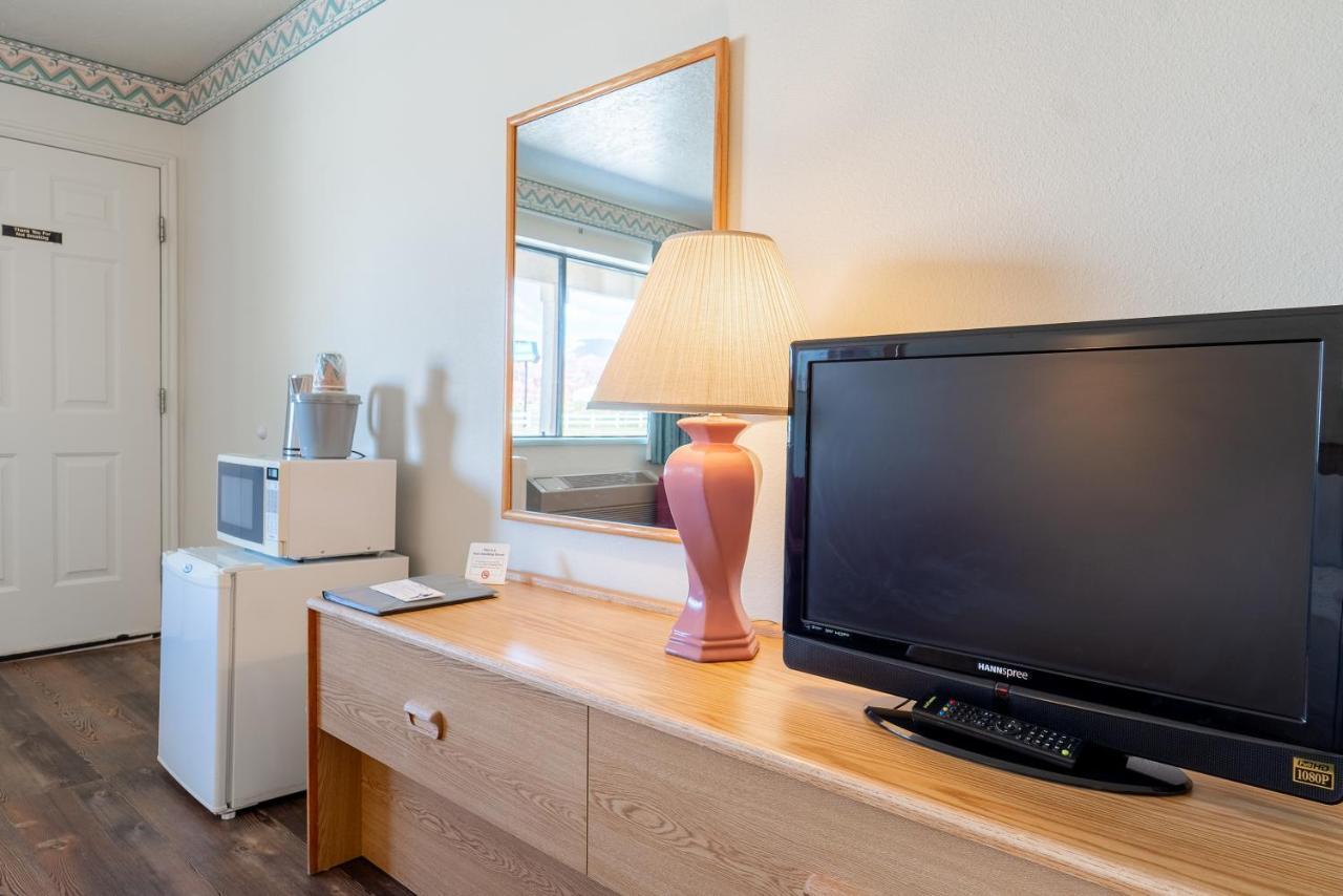 Motel Torrey Buitenkant foto